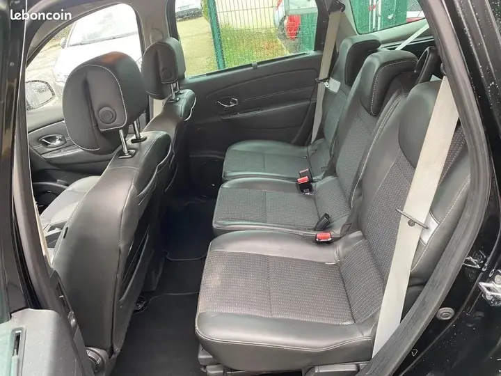 Renault Grand Scenic 2013 photo 4