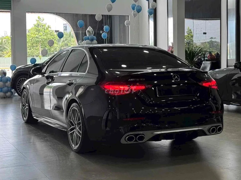 Mercedes-Benz C-Class 2024 photo 3