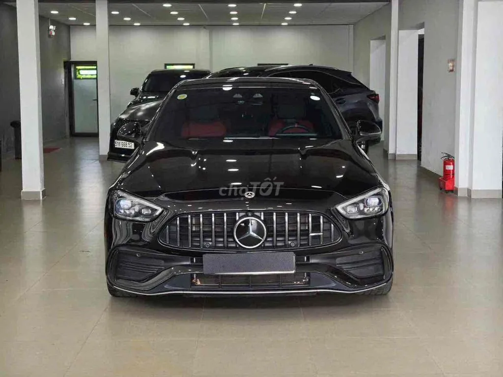 Mercedes-Benz C-Class 2024 photo 2