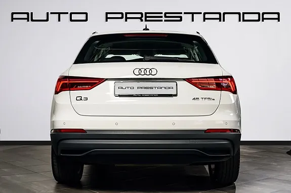 Audi Q3 2022 photo 4