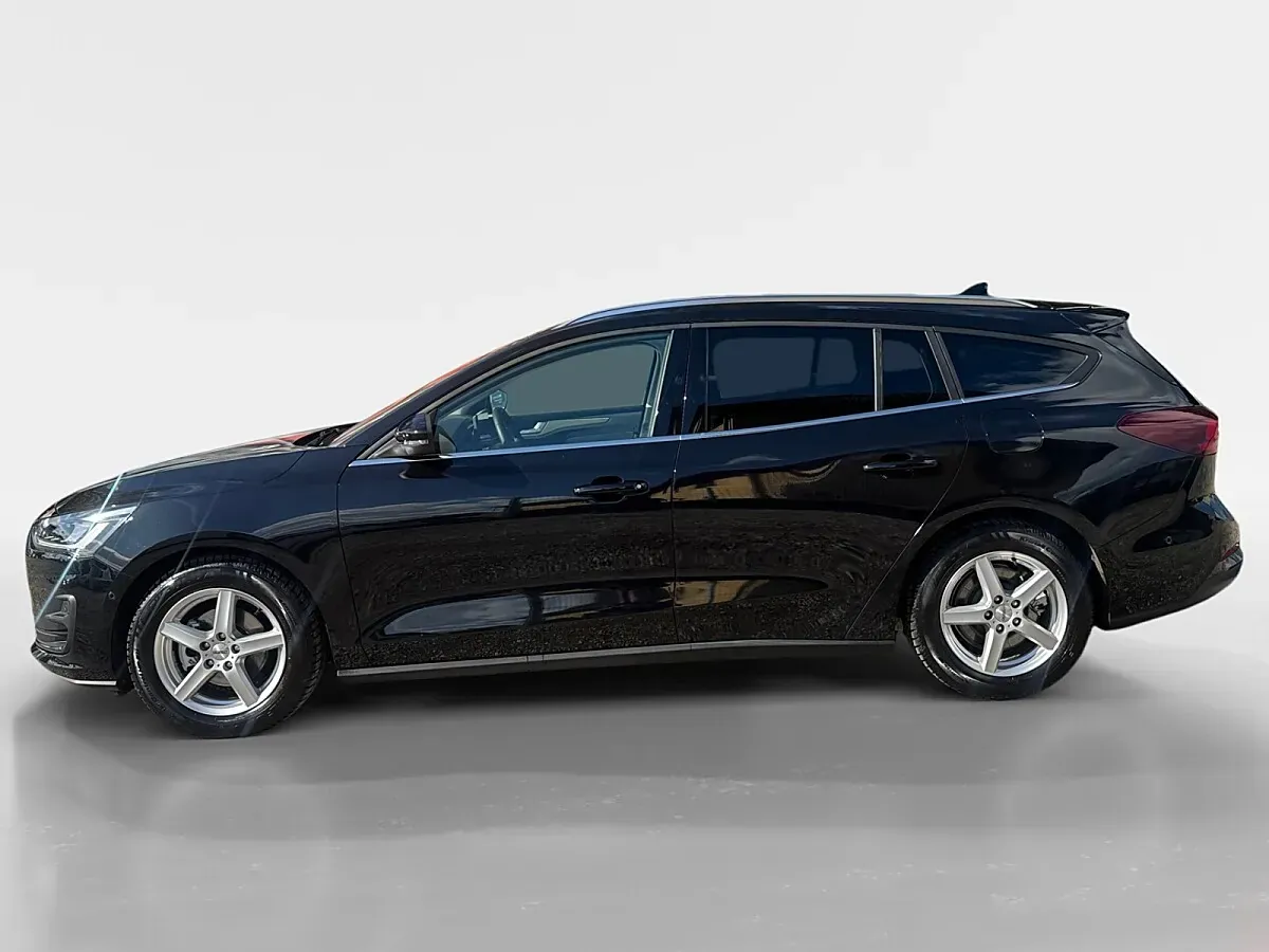 Ford Focus 2025 photo 2