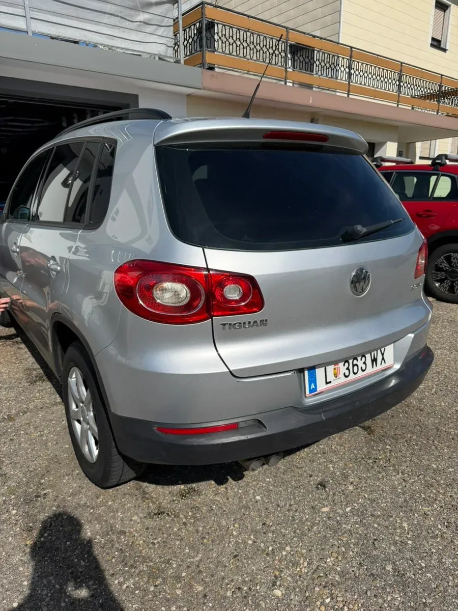Volkswagen Tiguan 2008 photo 3