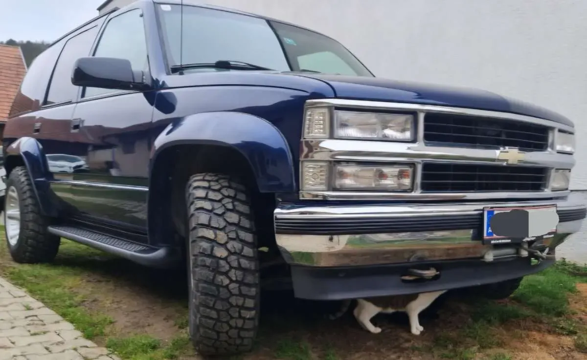 Chevrolet Tahoe 2001 photo 2
