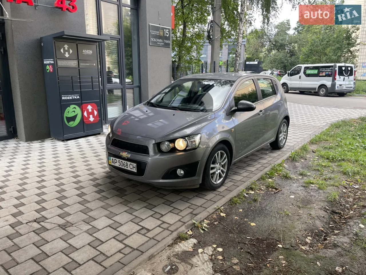 Chevrolet Aveo 2012 photo 2