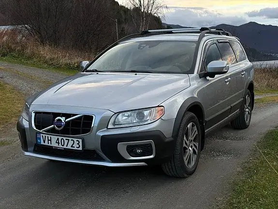 Volvo Xc70 2012 photo 2