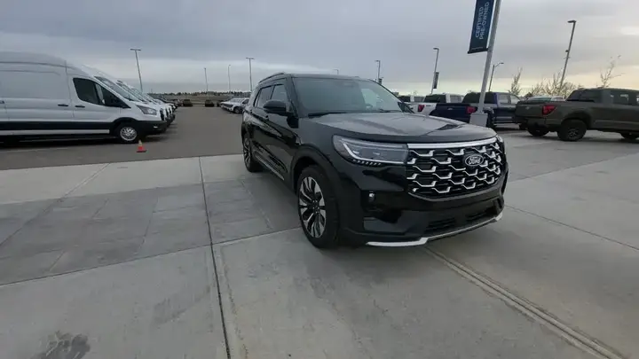 Ford Explorer 2027 photo 2