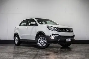 KG Mobility Korando 2019 photo 2