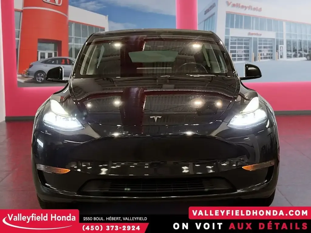 Tesla Model Y 2023 photo 2