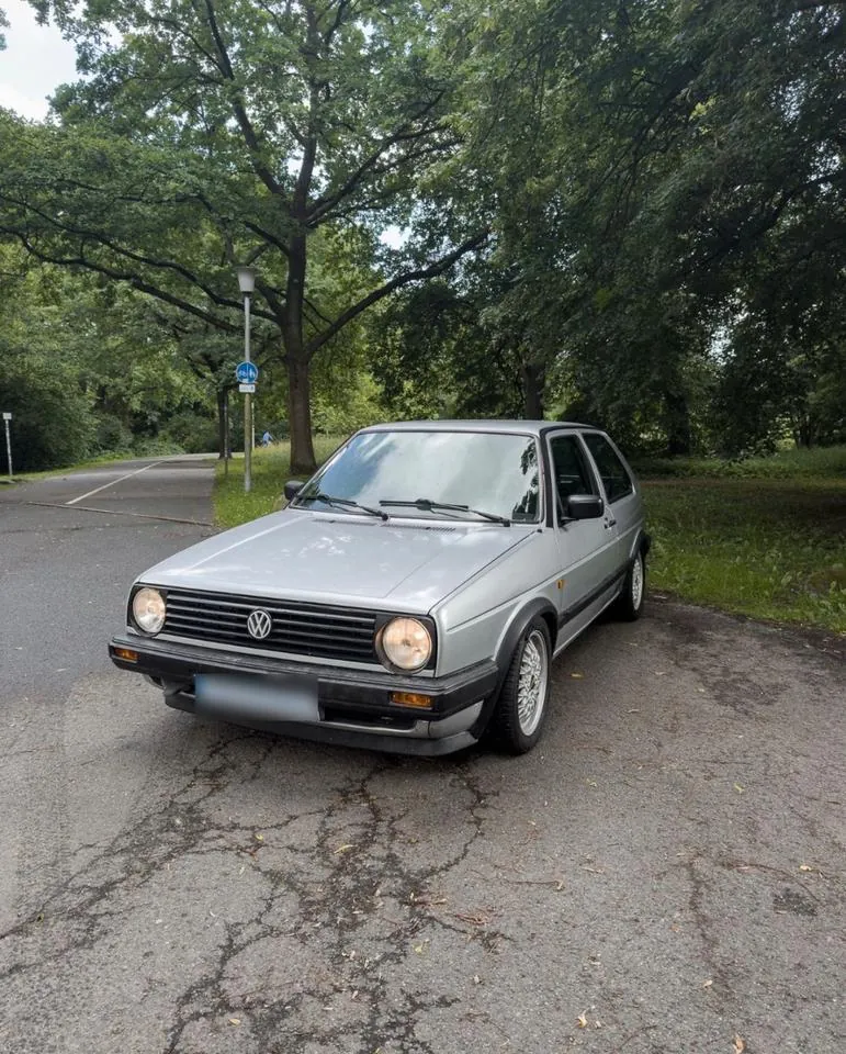 Volkswagen Golf 2