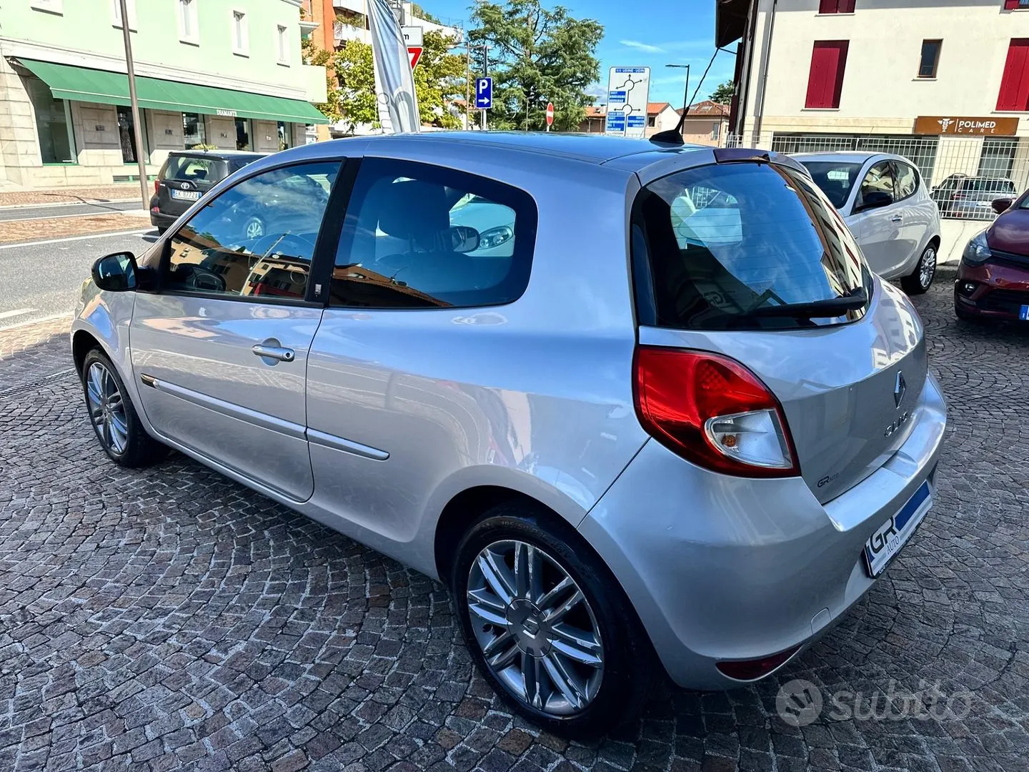 Renault Clio 2011 photo 4