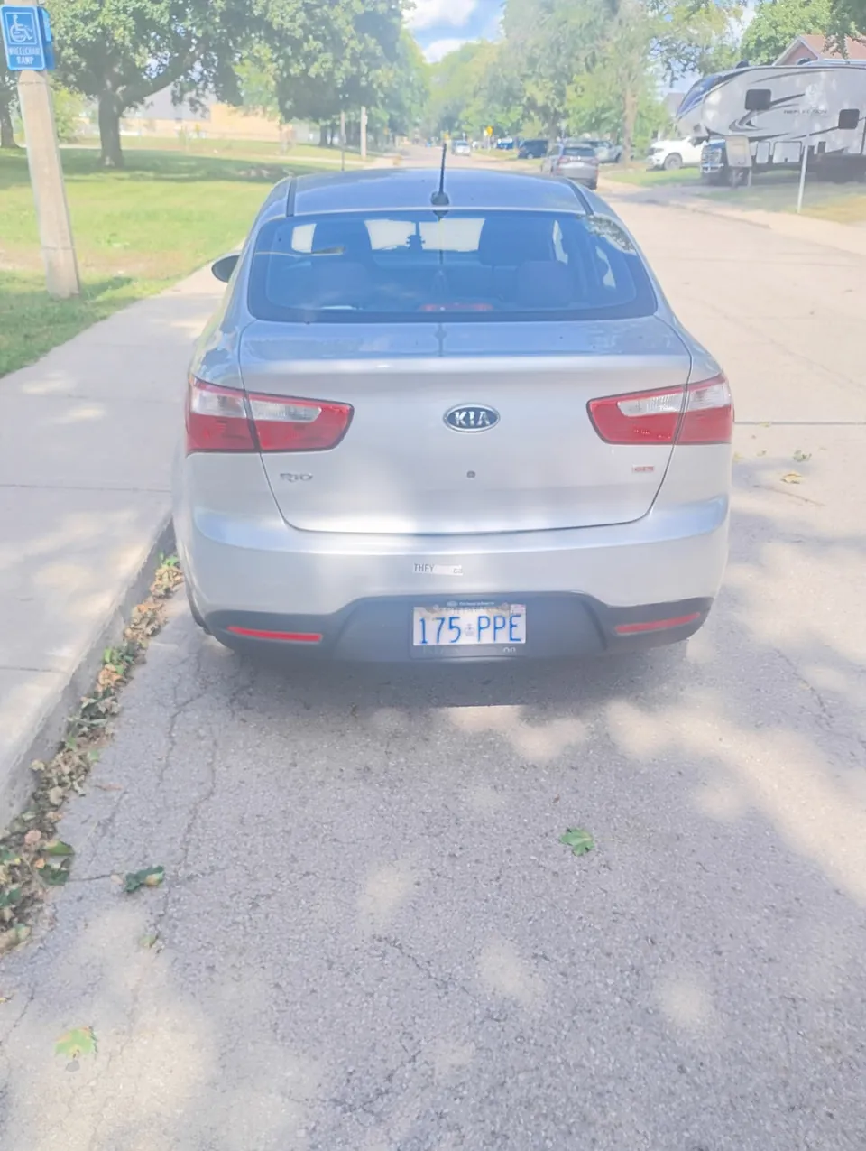 Kia Rio 2013 photo 3