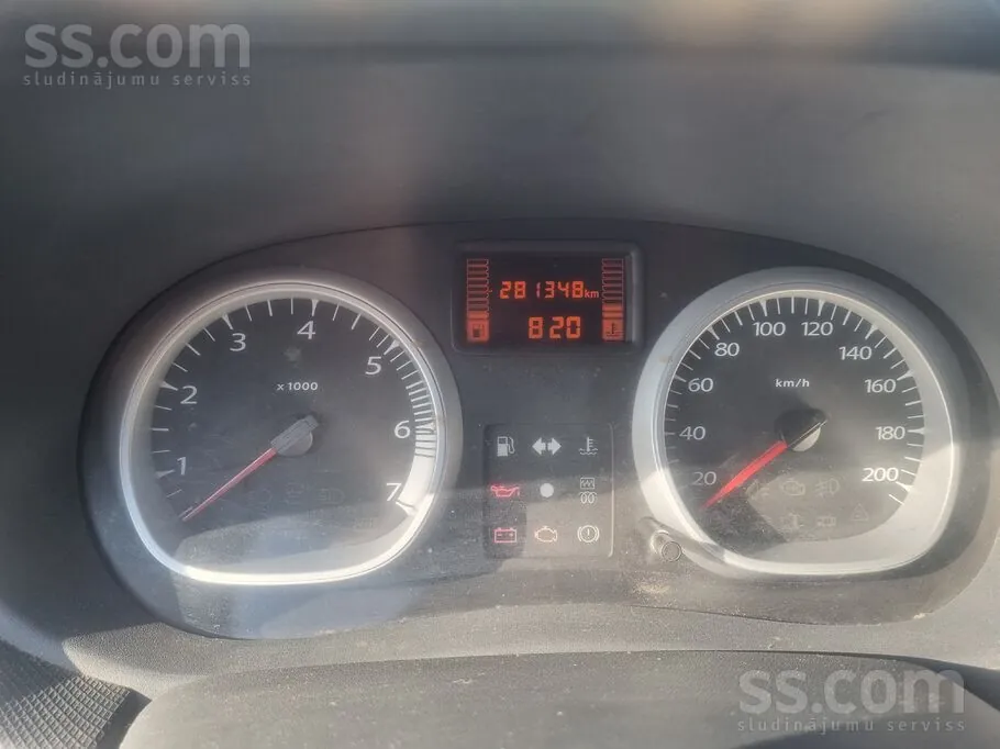 Dacia Duster 2012 photo 5
