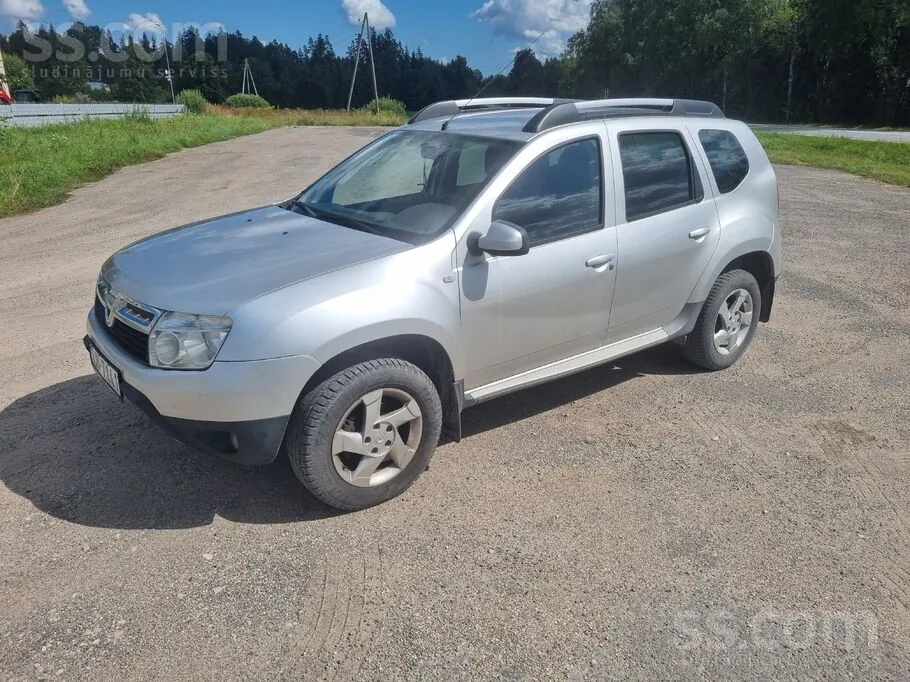 Dacia Duster 2012 photo 3