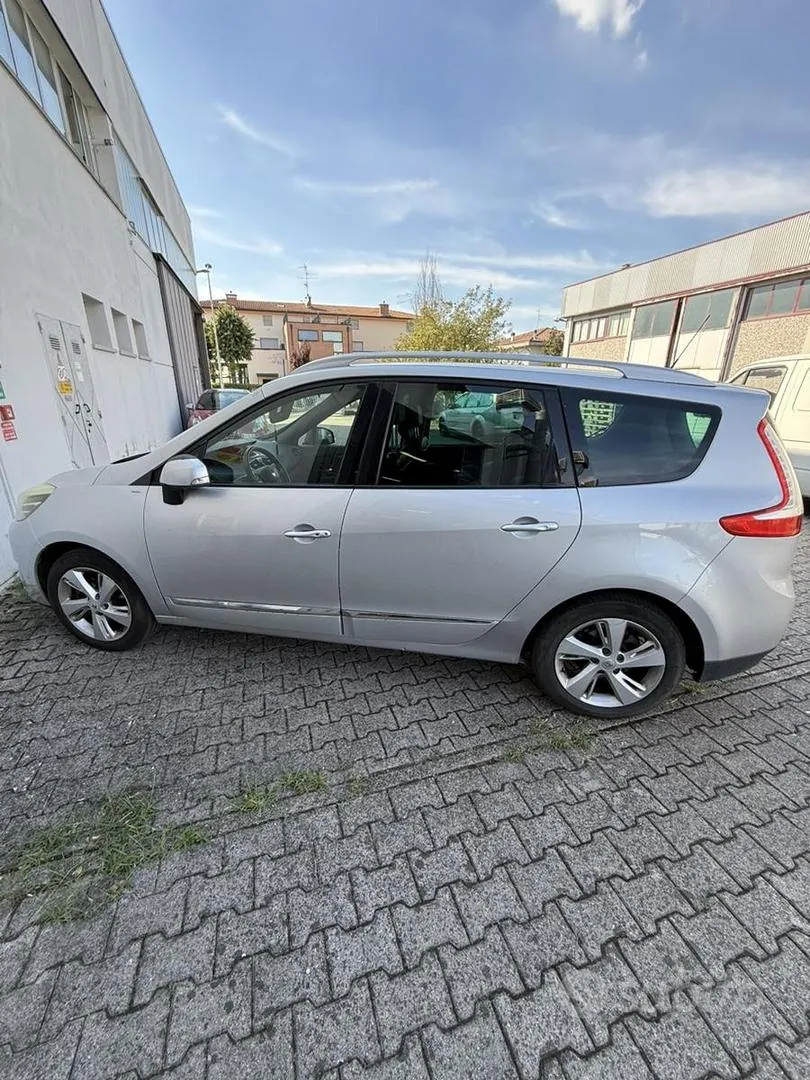 Renault Scenic 2013 photo 3