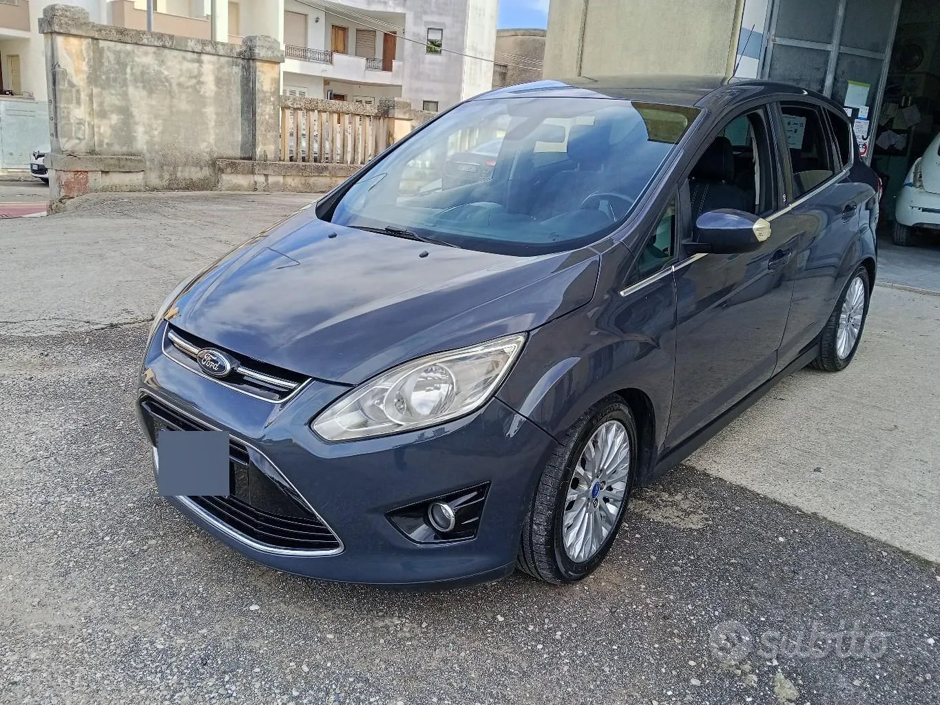 Ford C-Max 2012 photo 2