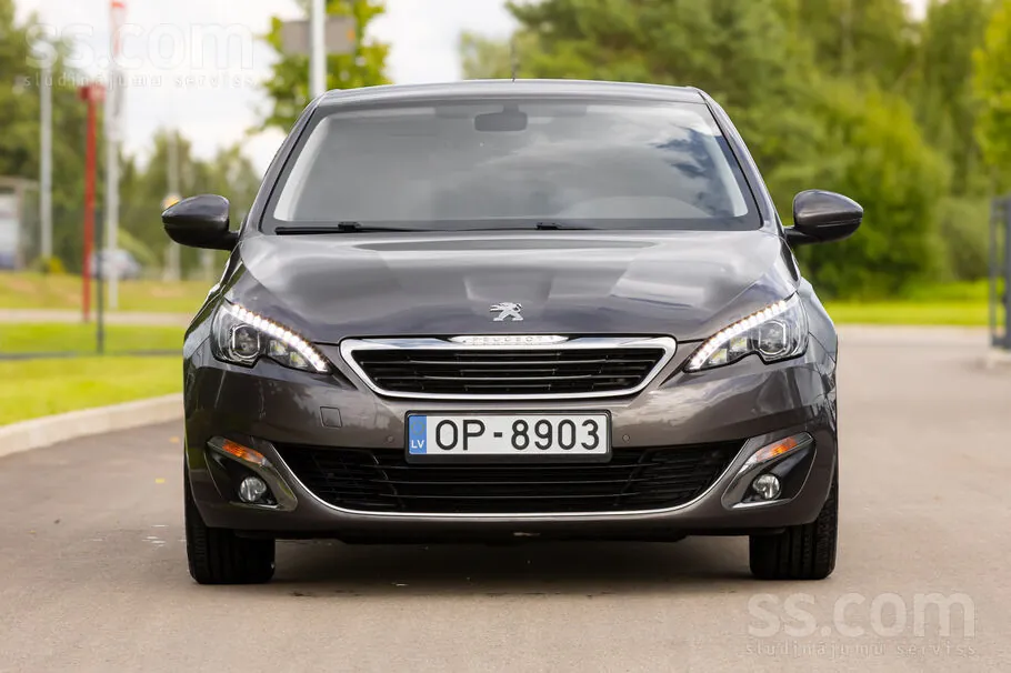 Peugeot 308 2015 photo 2