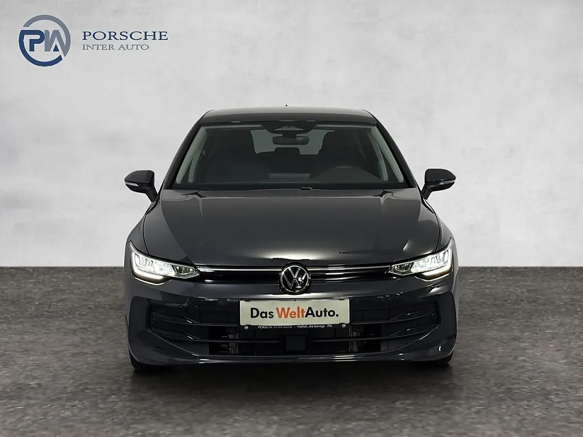 Volkswagen Golf 2026 photo 2