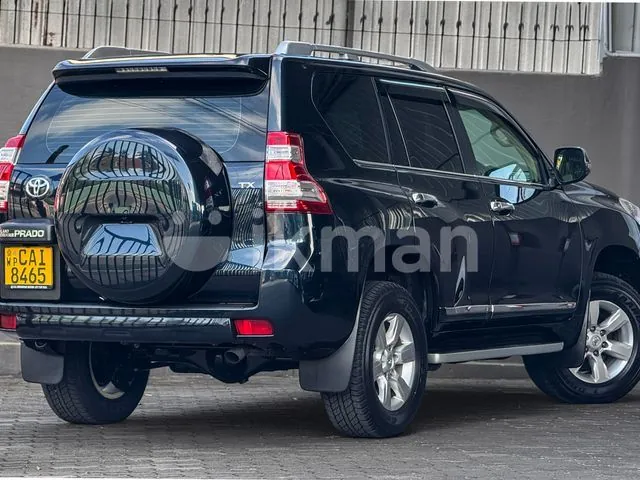 Toyota Land Cruiser Prado 2015 photo 2