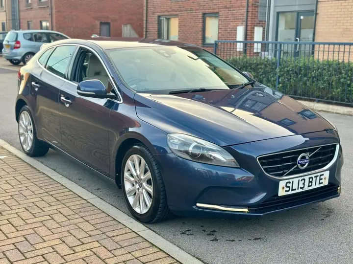 Volvo V40 2013 photo 5