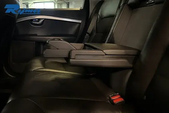 Volvo V70 2016 photo 5