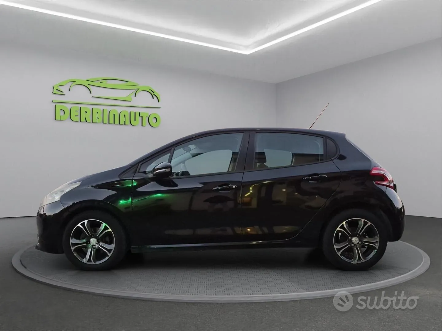 Peugeot 208 2015 photo 3