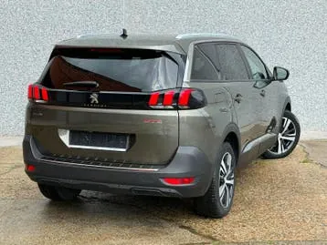 Peugeot 5008 2018 photo 3