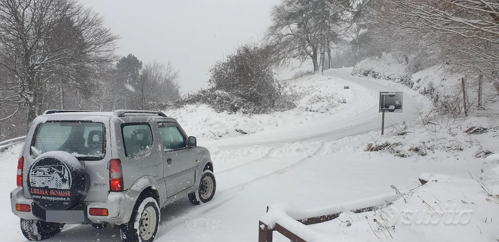 Suzuki Jimny 2003 photo 4