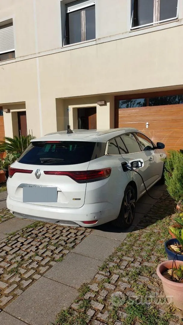 Renault Megane 2020 photo 2