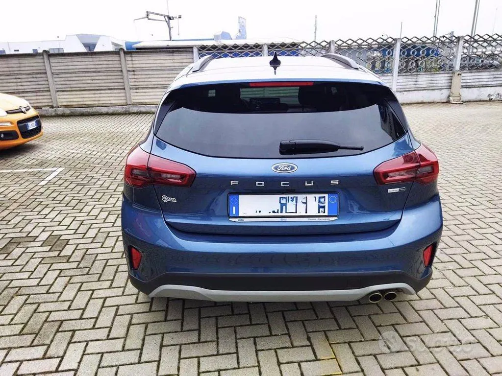 Ford Focus 2023 photo 4