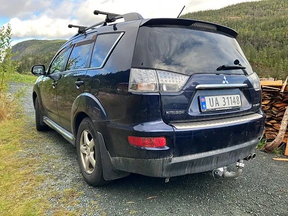 Mitsubishi Outlander 2011 photo 4