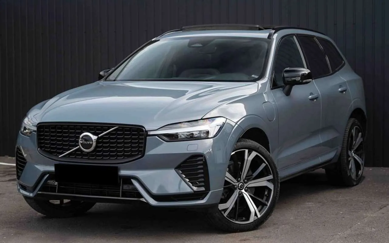 Volvo Xc60 2023 photo 2