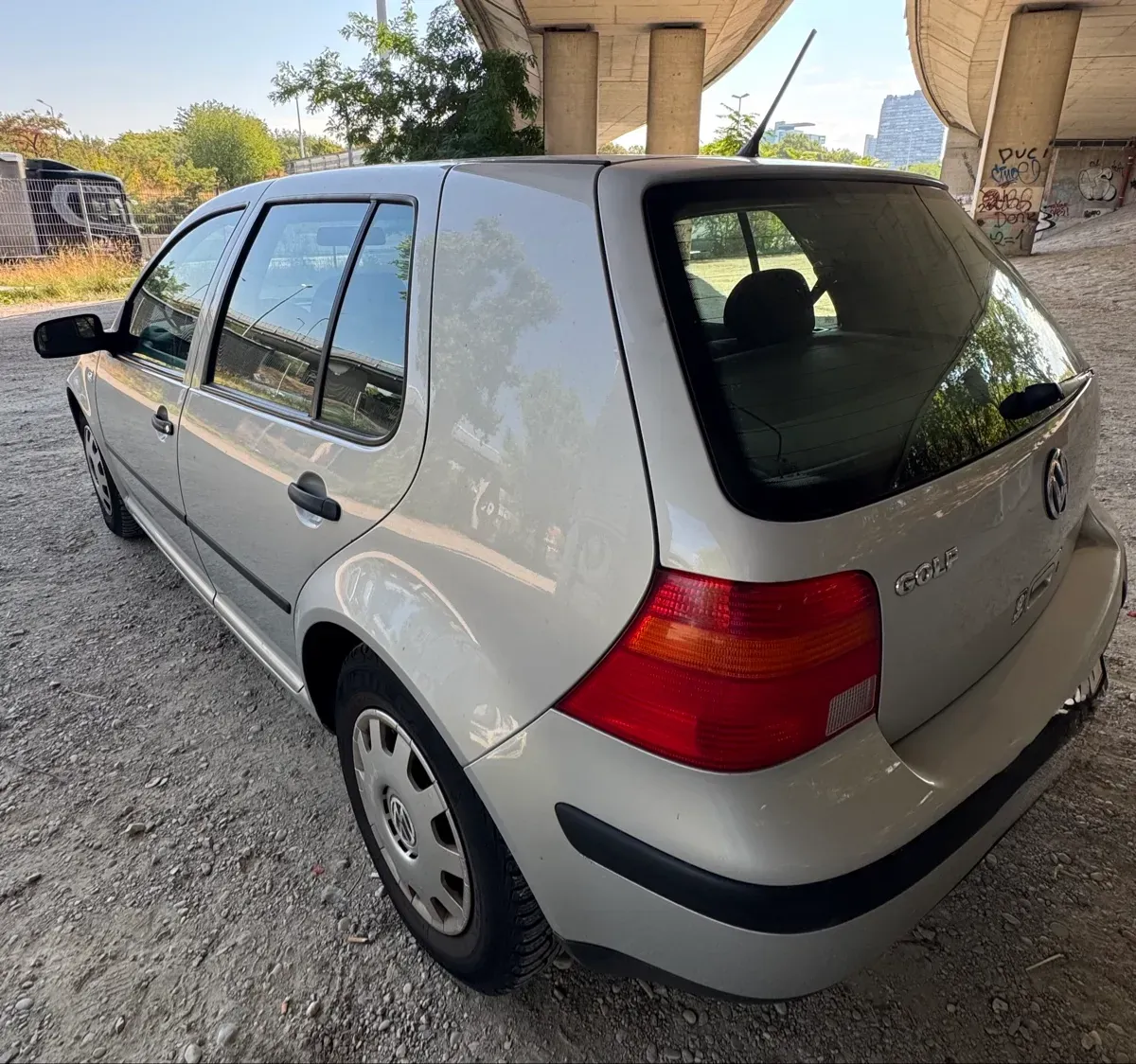 Volkswagen Golf 1999 photo 3