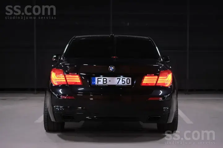 BMW 740D 2010 photo 5