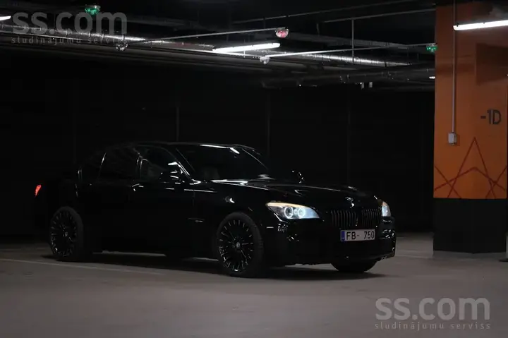 BMW 740D