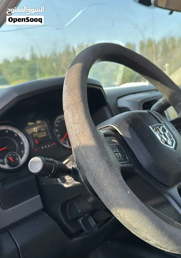 Dodge Ram Tradesman 2018 photo 2