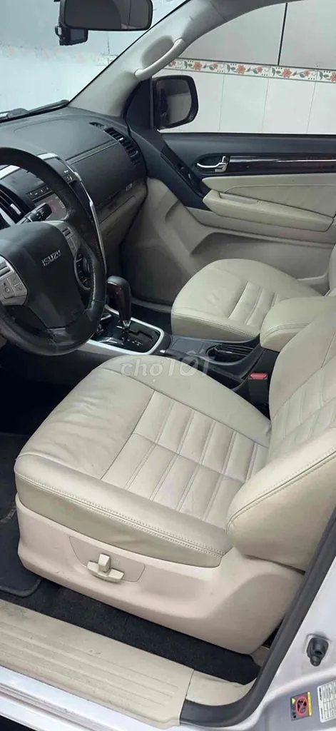Isuzu Mu-X