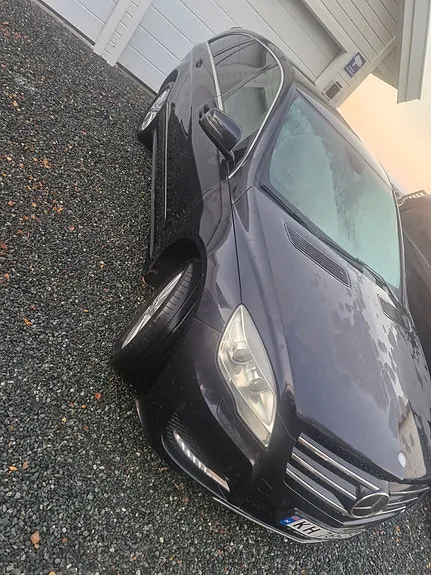 Mercedes-Benz R350