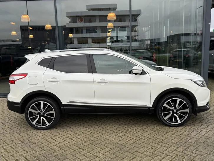 Nissan Qashqai 2015 photo 3