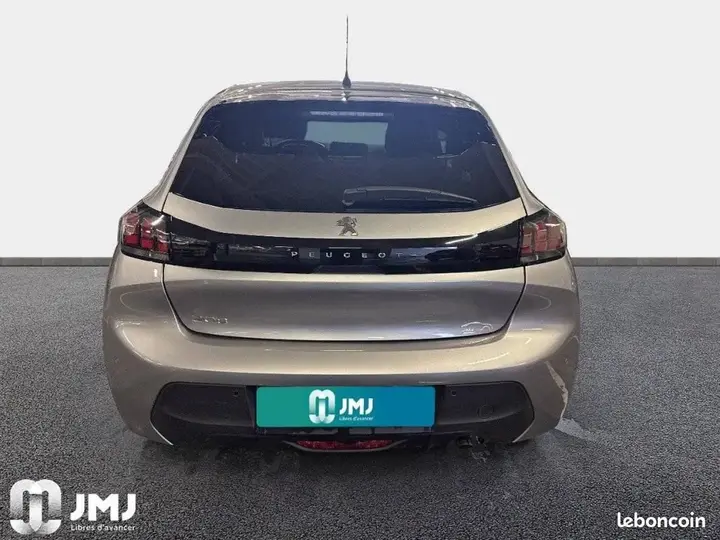 Peugeot 208 2022 photo 5