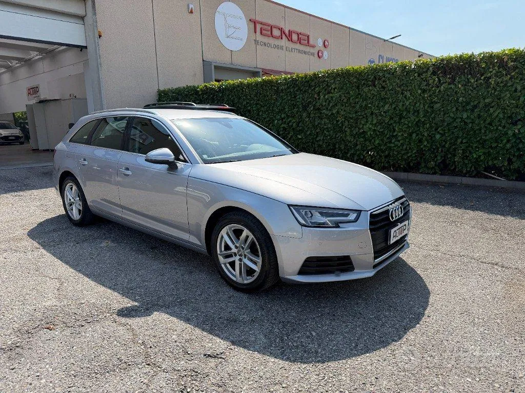 Audi A4 Avant 2019 photo 3
