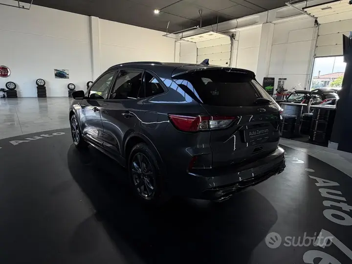 Ford Kuga 2022 photo 4