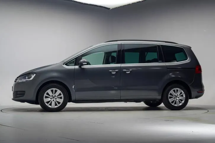 Volkswagen Sharan 2015 photo 2