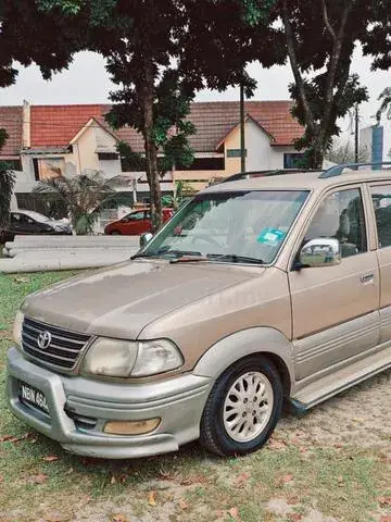 Toyota Unser 1.8 Lgx