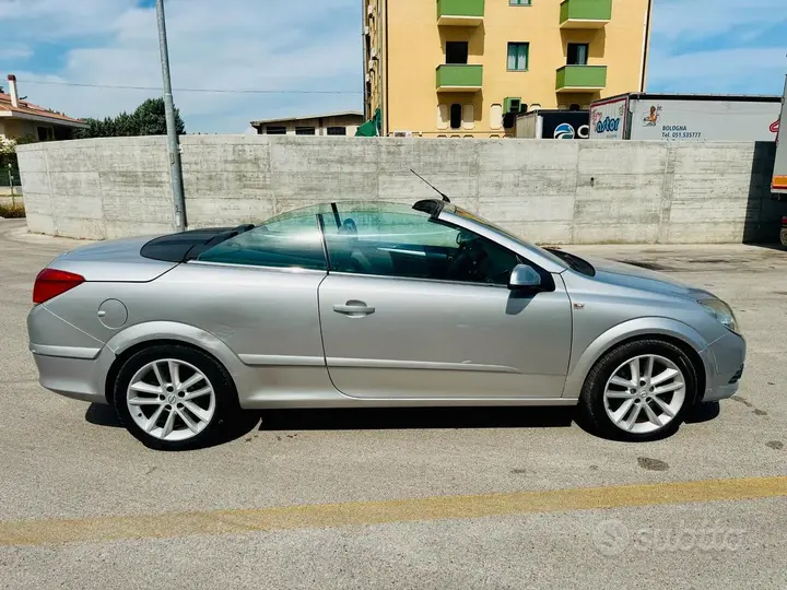 Opel Astra 2007 photo 4