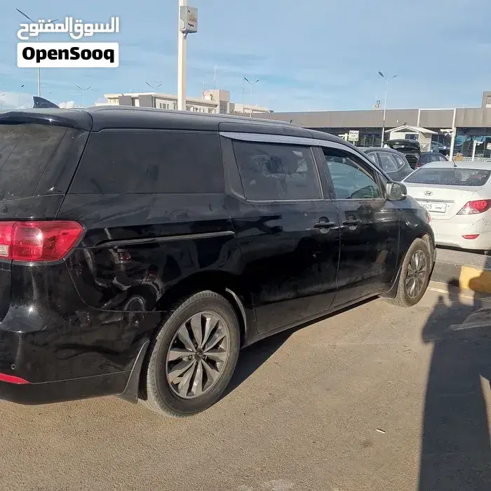 Kia Sedona 2018 photo 4