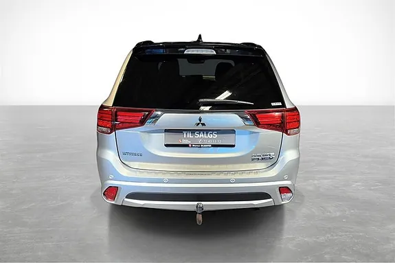 Mitsubishi Outlander 2018 photo 4