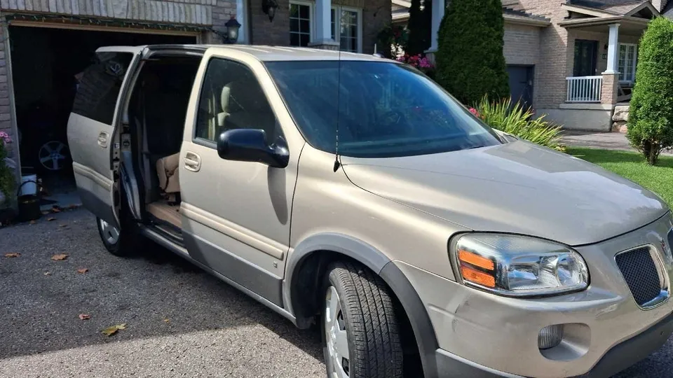 Pontiac Montana 2008 photo 3