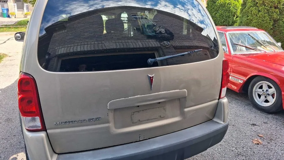 Pontiac Montana 2008 photo 2