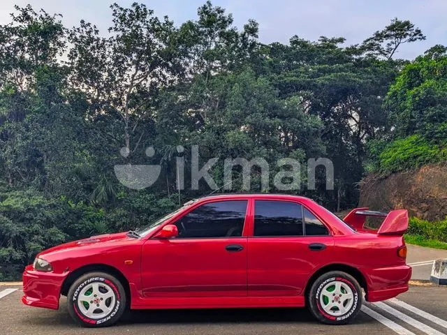 Mitsubishi Lancer 1994 photo 3