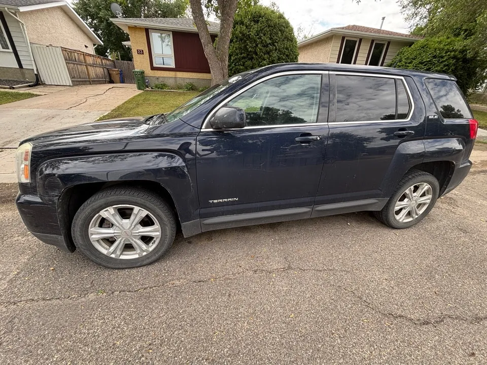 GMC Terrain 2017 photo 2